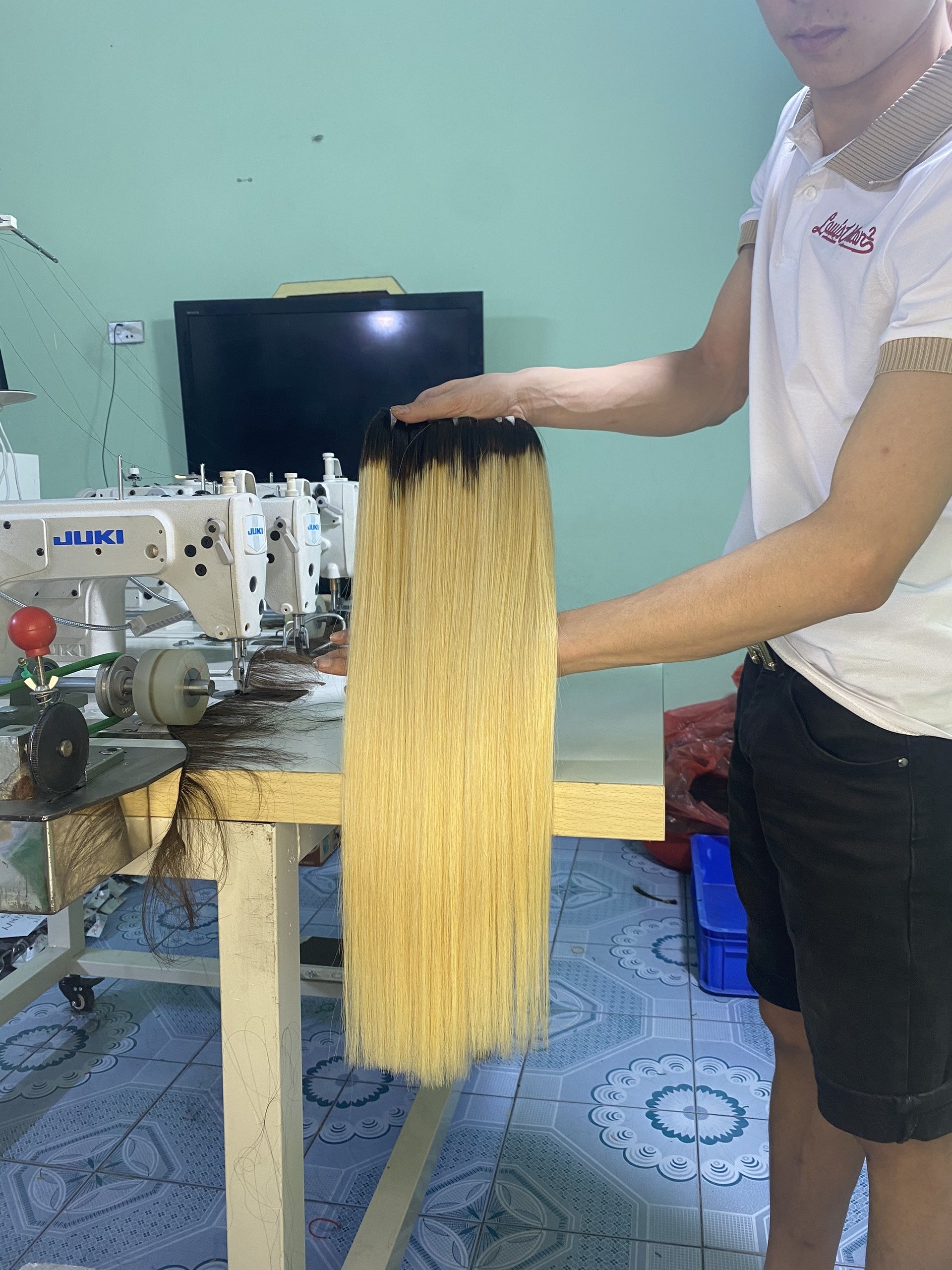 Stunning Blonde Hair Extensions Super Shiny Beautiful Blonde Hair Soft No Tangle Cheap Human Hair, Hair Bundles, Peruvian Hair
