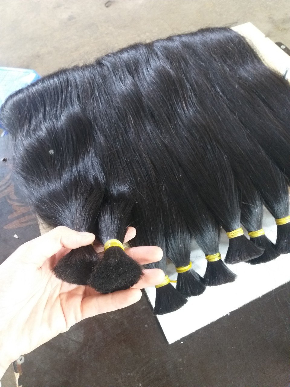 Unprocessed Hair 100% Natural Human Hair High Quality Very Smooth & Soft For Export In Bulk