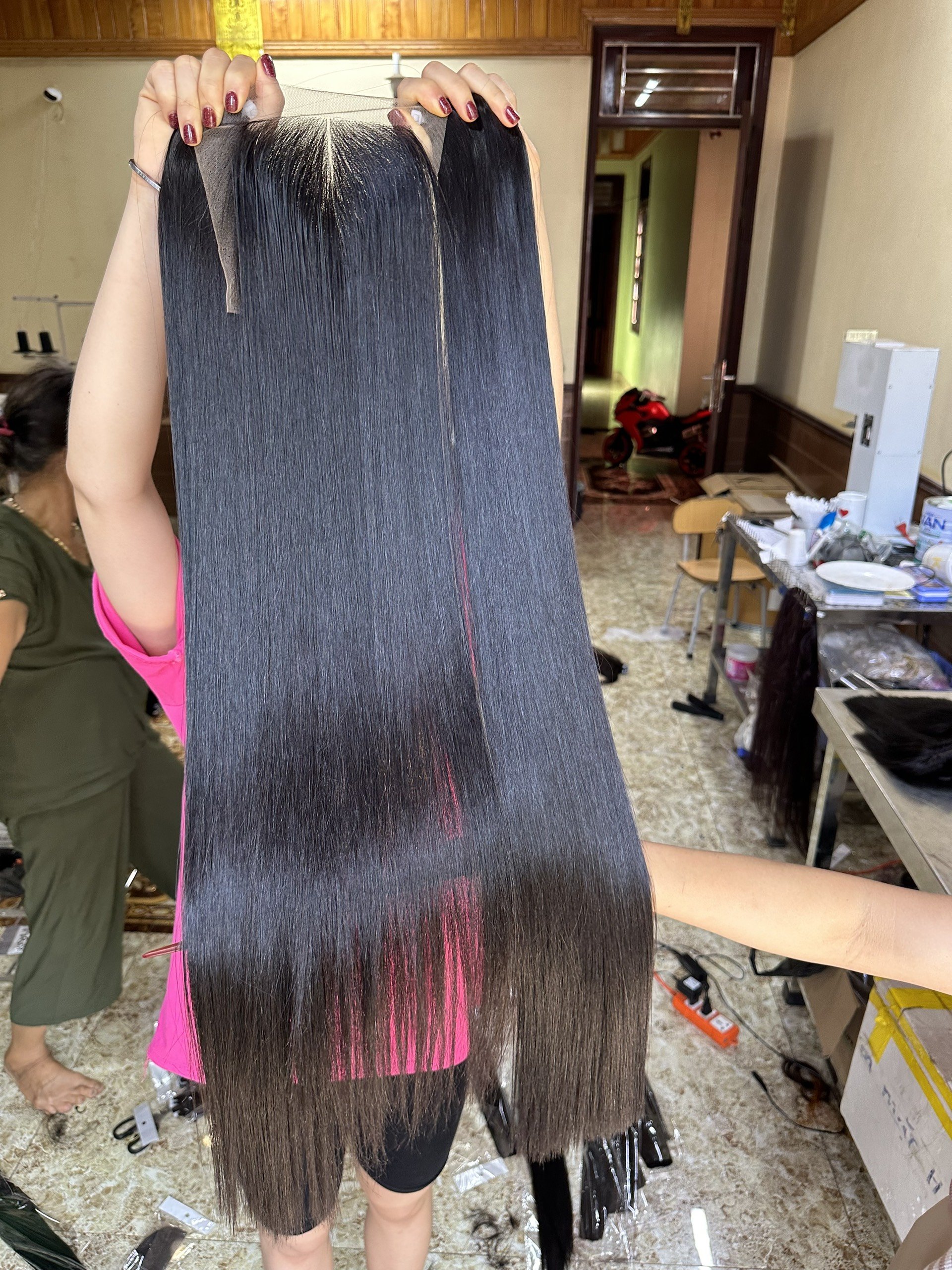Luxury Bone Straight Human Hair Bundles with Lace Closure Set Silky Straight Hair Vendor Virgin Vietnamese Raw Hair Smooth