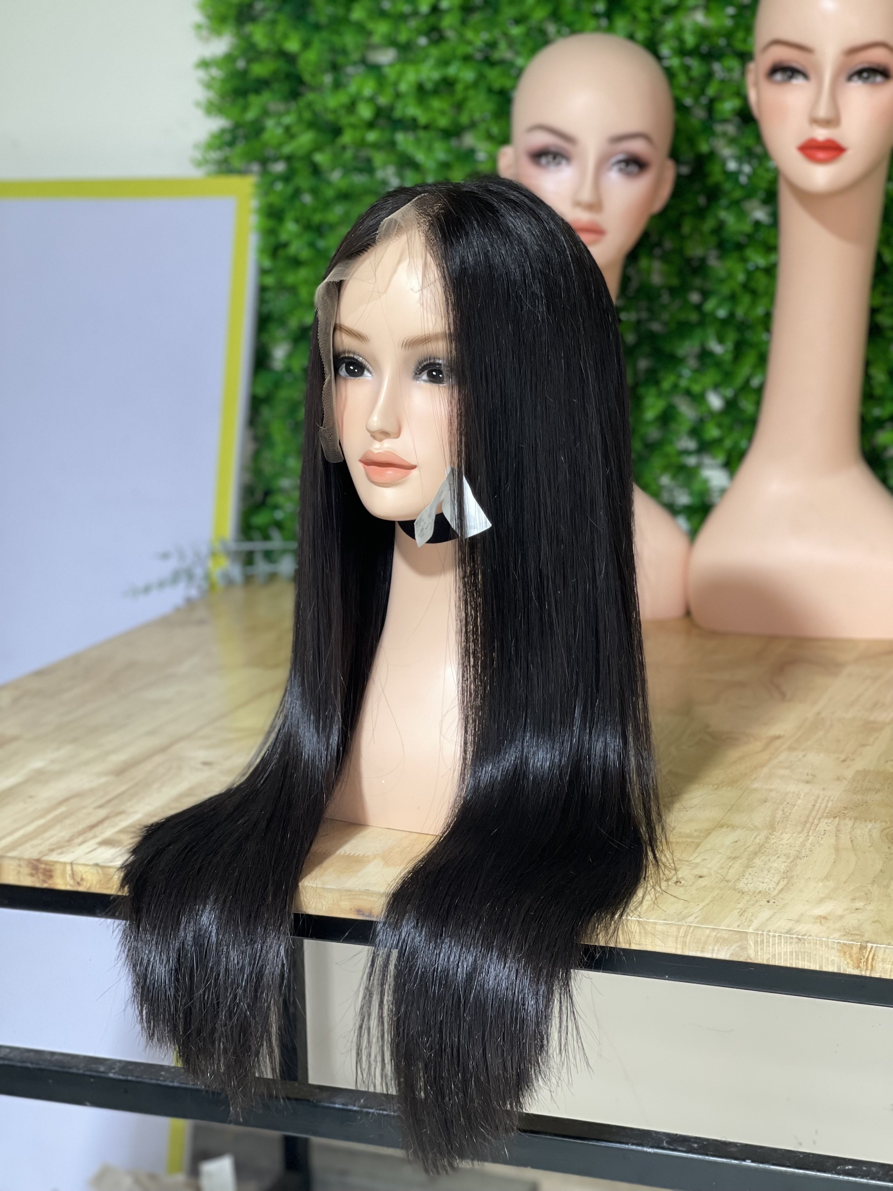 Super High quality Double Drawn 100%Human Hair Wig Straight Wig With HD Lace Frontal Natural Color No Shedding No Tangle
