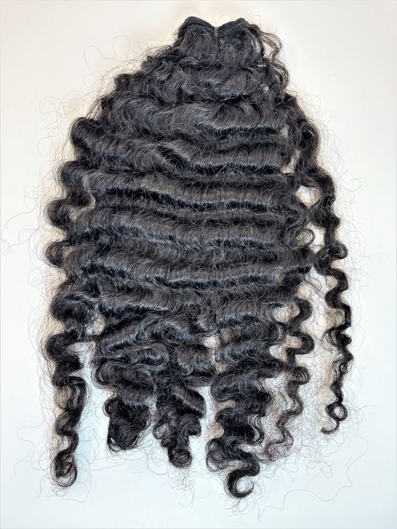 Hair bundles with closure Burmese Curly . Many textures of 100% human hair bundles