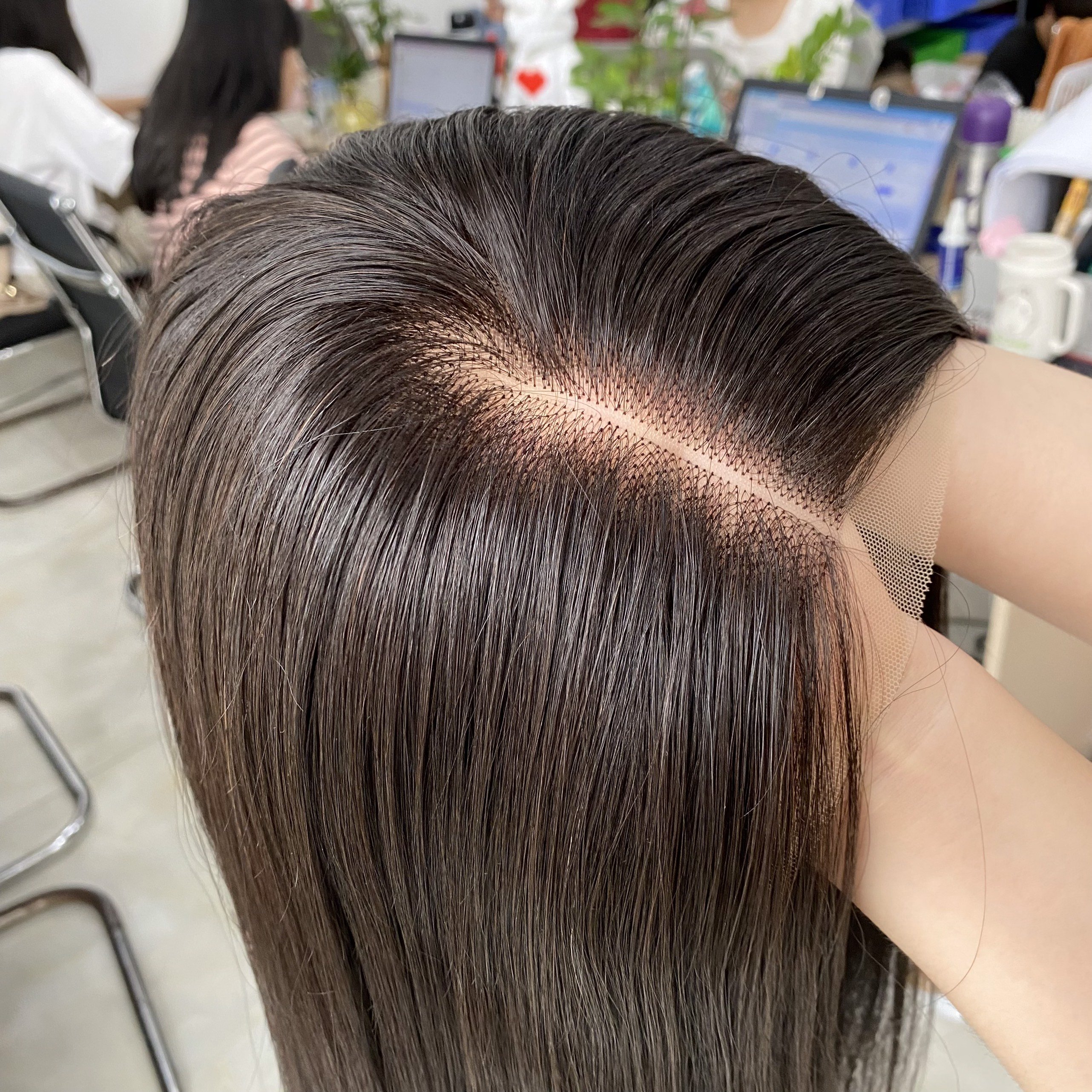 Wholesale HD Lace Frontal Human Hair Wigs For Black Women Brazilian Virgin Hair Extensions Transparent Lace Front