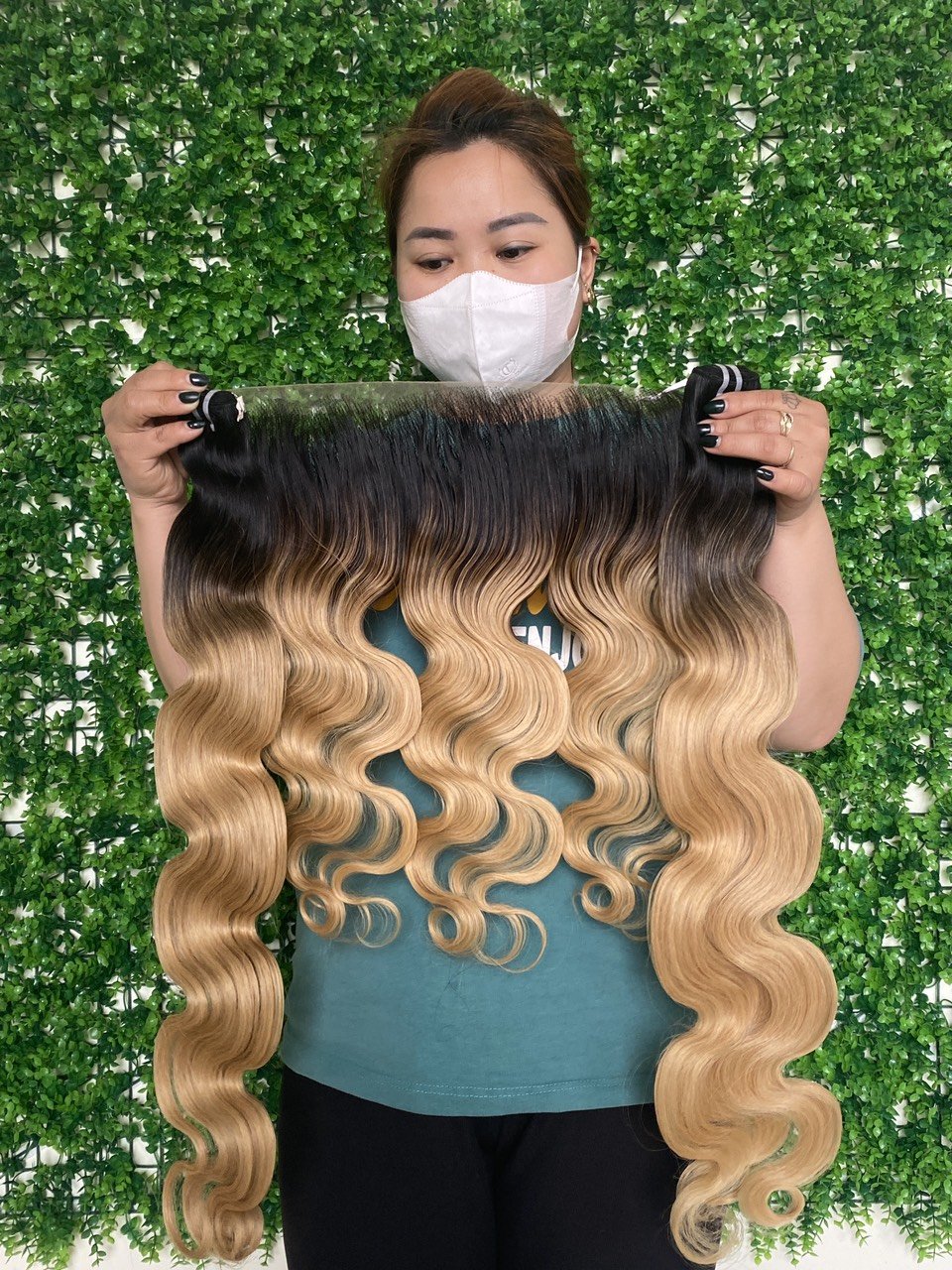 Bulk Sale 12a Deep Wave Human Hair Bundles Body Water Kinky Curly Vietnamese Remy Virgin Human raw Hairs