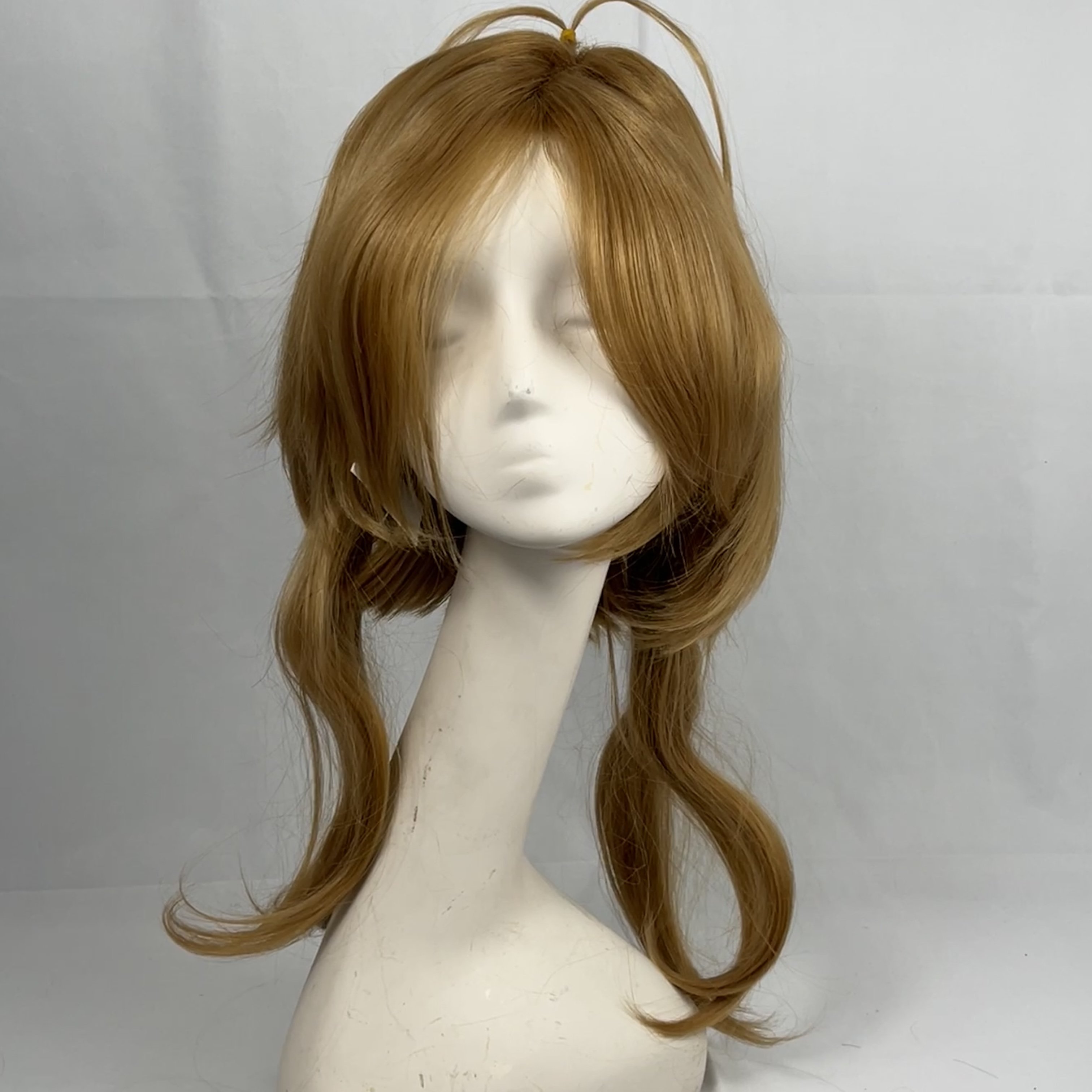 Fashionable wigs
