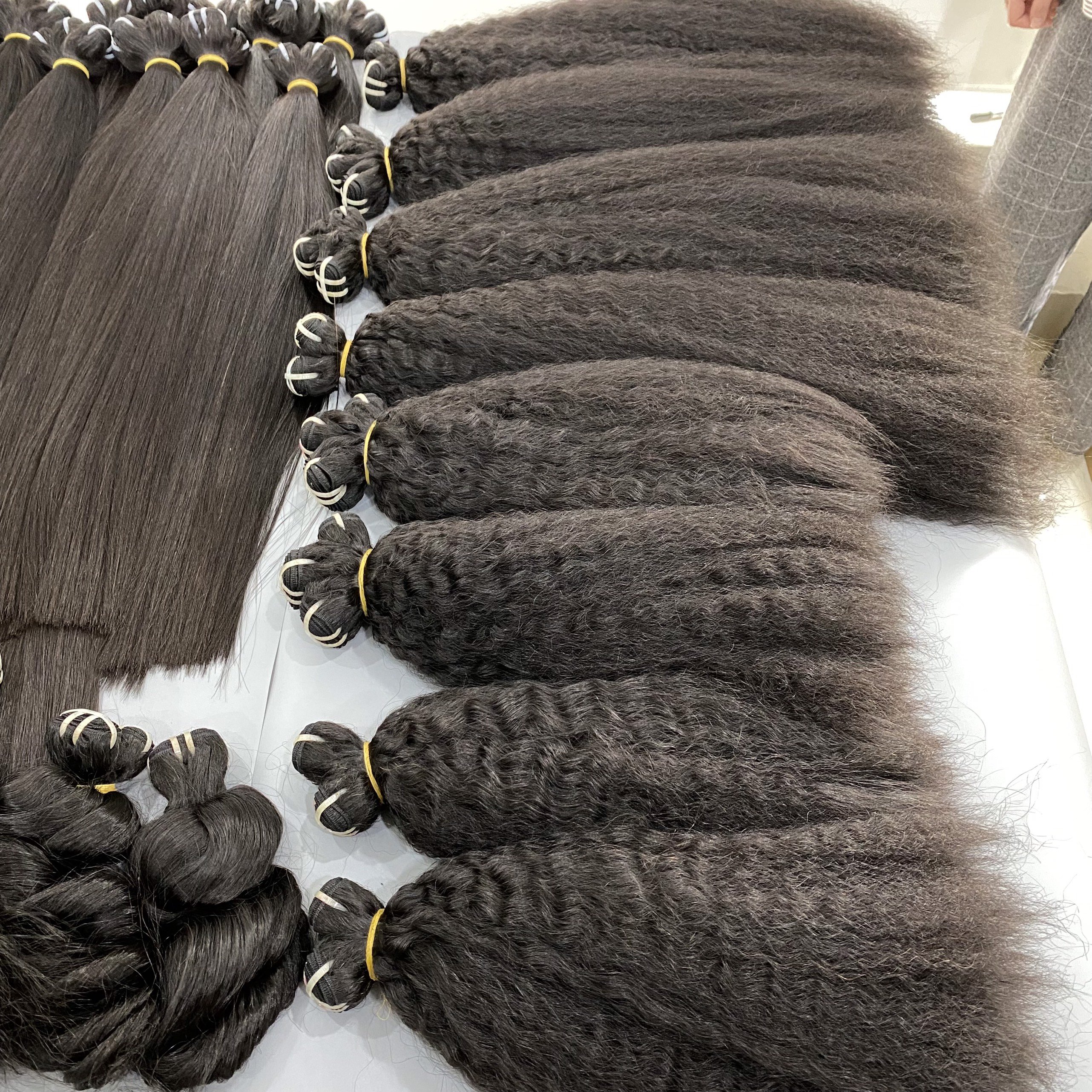 Raw Vietnamese Hair 12A Grade Cuticle Aligned Hair Kinky Straight Weft Hair Extensions Unprocessed Wholesale Vendor