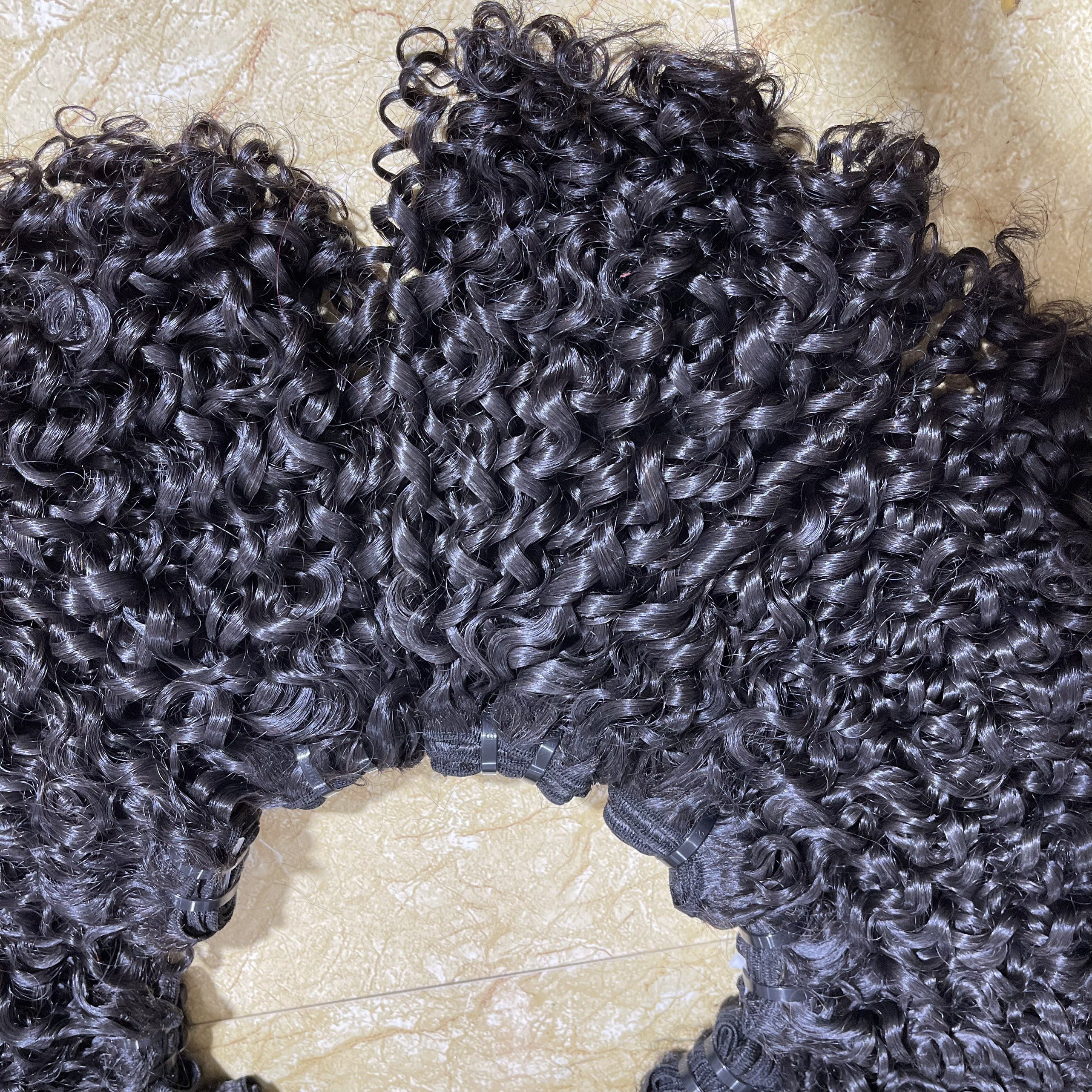 Wholesale Kinky Curly Human Hair Extensions Raw Virgin vietnamese Hair fumi curly burmese curly texture