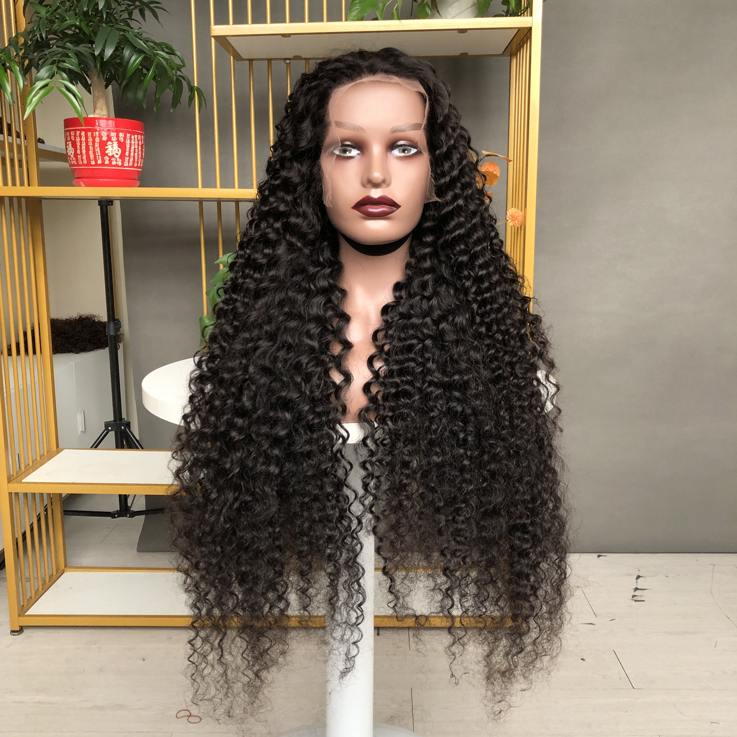 Wholesale Water Wave Virgin Hair 13*4 HD Glueless Lace Human Hair Wig Brazilian Human Hair Hd Lace Front Wigs For Black Women