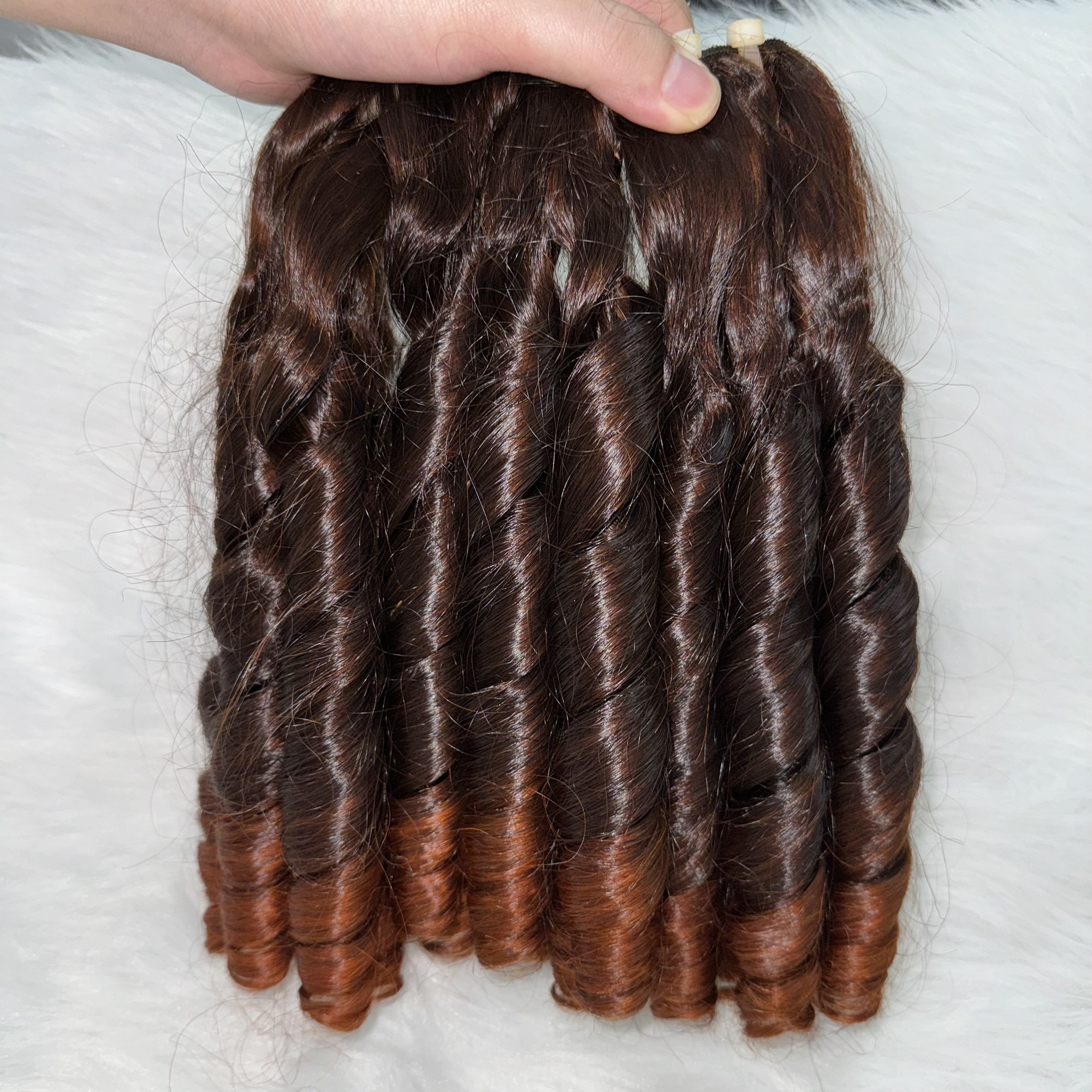 Long Lasting High Grade Vietnamese Human Hair Bouncy Curl natural beauty, cuticle aligned hair, cheveux naturel, raw hair wig