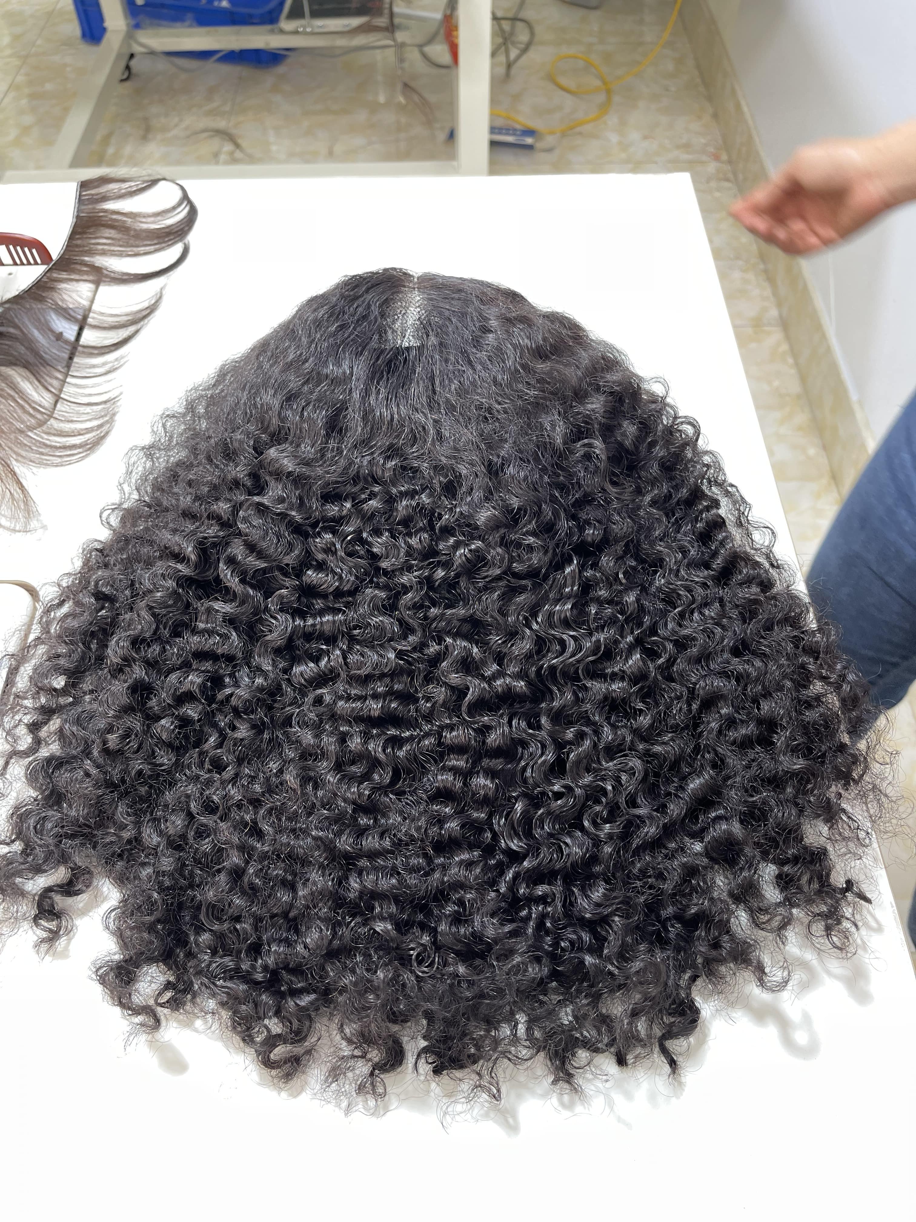 Glueless HD Transparent pixie curly Lace wigs Cheap Cuticle Aligned Lace Virgin Hair Frontal wigs