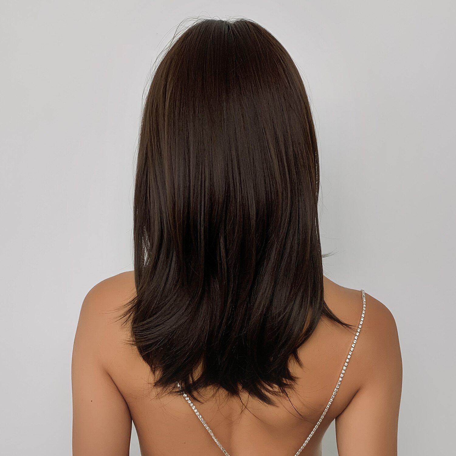 Wholesale Heat Resistant Synthetic Fiber Wig Dark Brown Straight Wigs with Bangs Long Wavy Brown Human Hair Wig for Women Daily