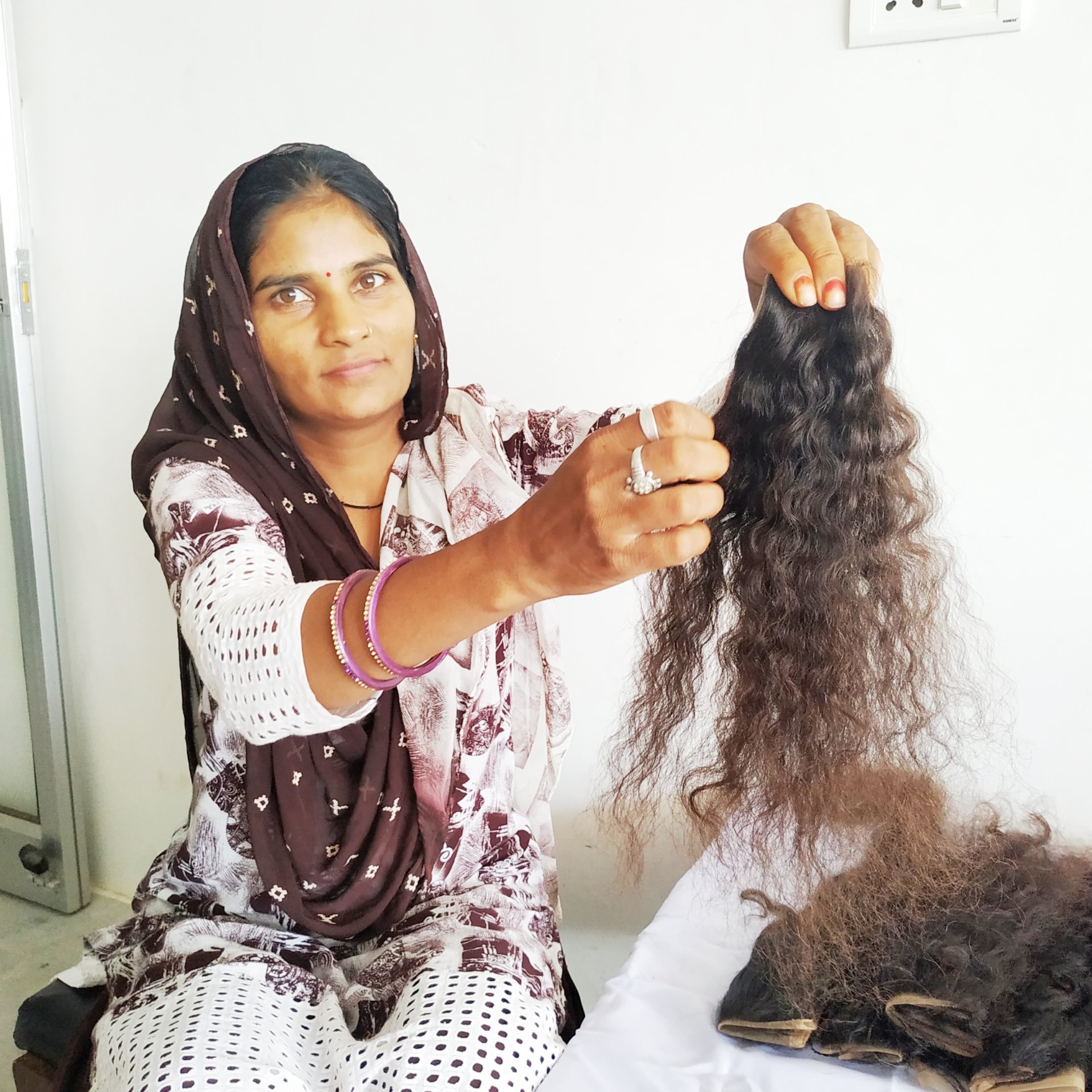 100% Raw bundles natural Bundle Unprocessed Cuticle Aligned Virgin Indian Human Hair