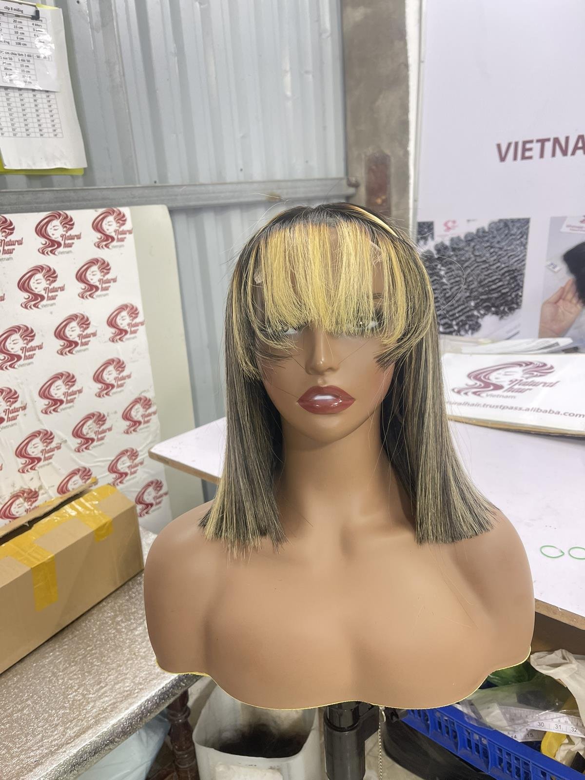 100% Virgin Brazilian Human Hair Lace Front Wigs,Cheap Wholesale Natural Human Hair Wigs For Black Women,HD Lace Frontal Wig