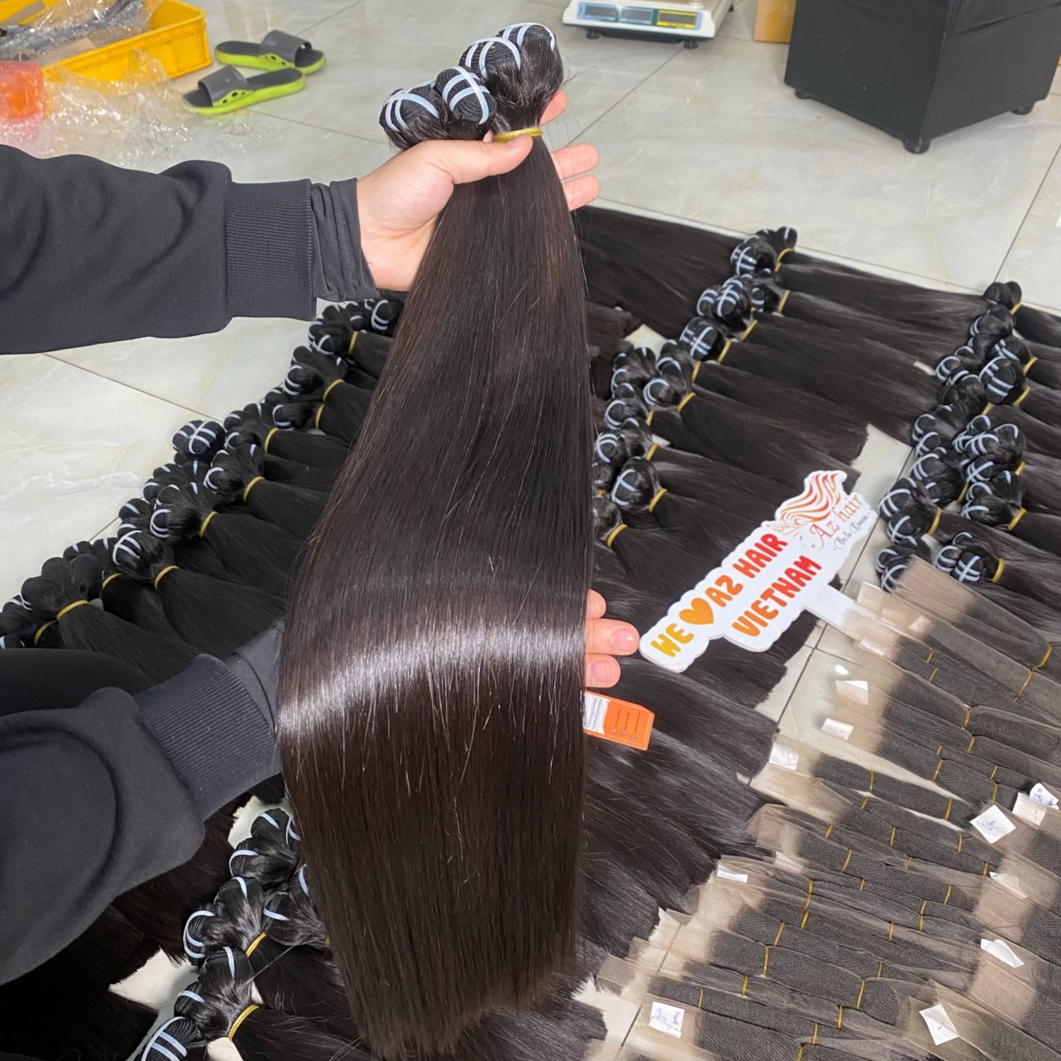 Wholesale Price Natural Color Human Hair Bundles Weft Hair Extensions From Vietnamese Hair Vendor Silky Smooth