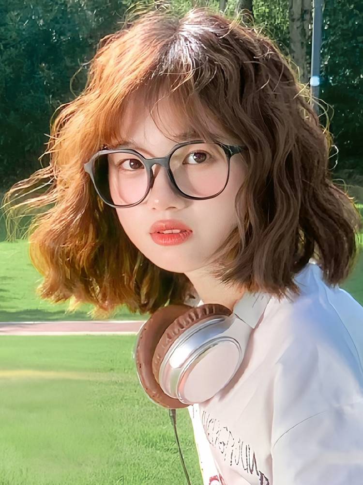 Wool roller hair female short hair summer new lolita natural lazy water ripple pattern short curly hair everyday full set