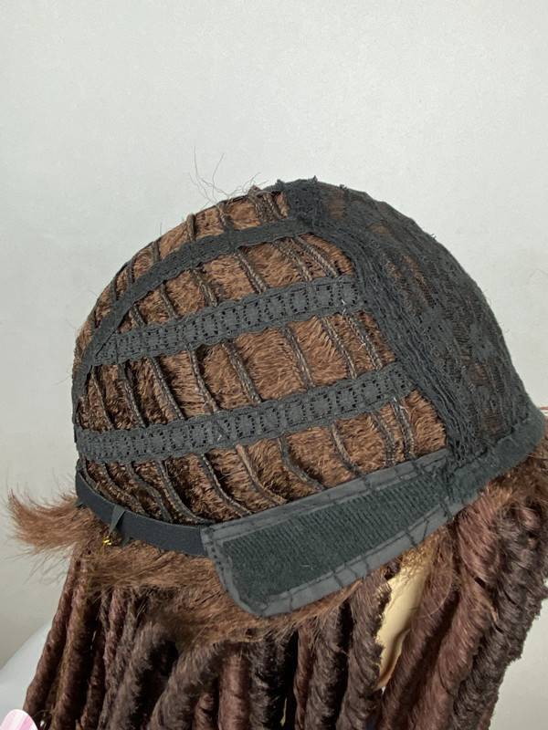 African dirty braid, thunder ghost African DJ singer stage spiral rolling long hair street dance rock bar ball to send net