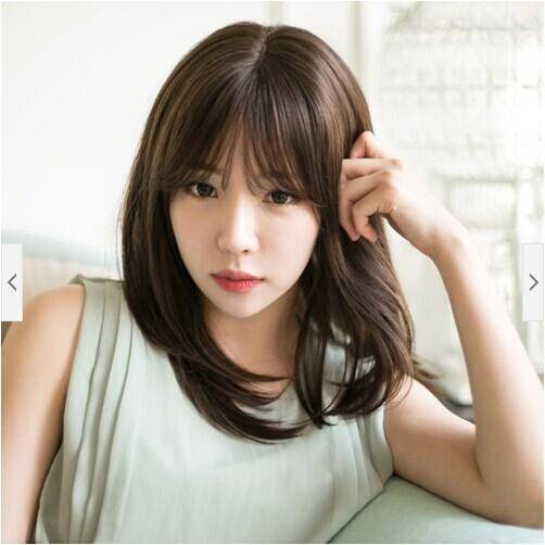 Douyin live broadcast European and American girls Internet celebrity Korean fashion air bangs wig model