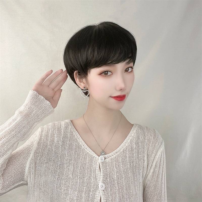 Factory wigs, short straight hair, fashionable short hair, female chemical fibrous head, supporting patterns to get goods