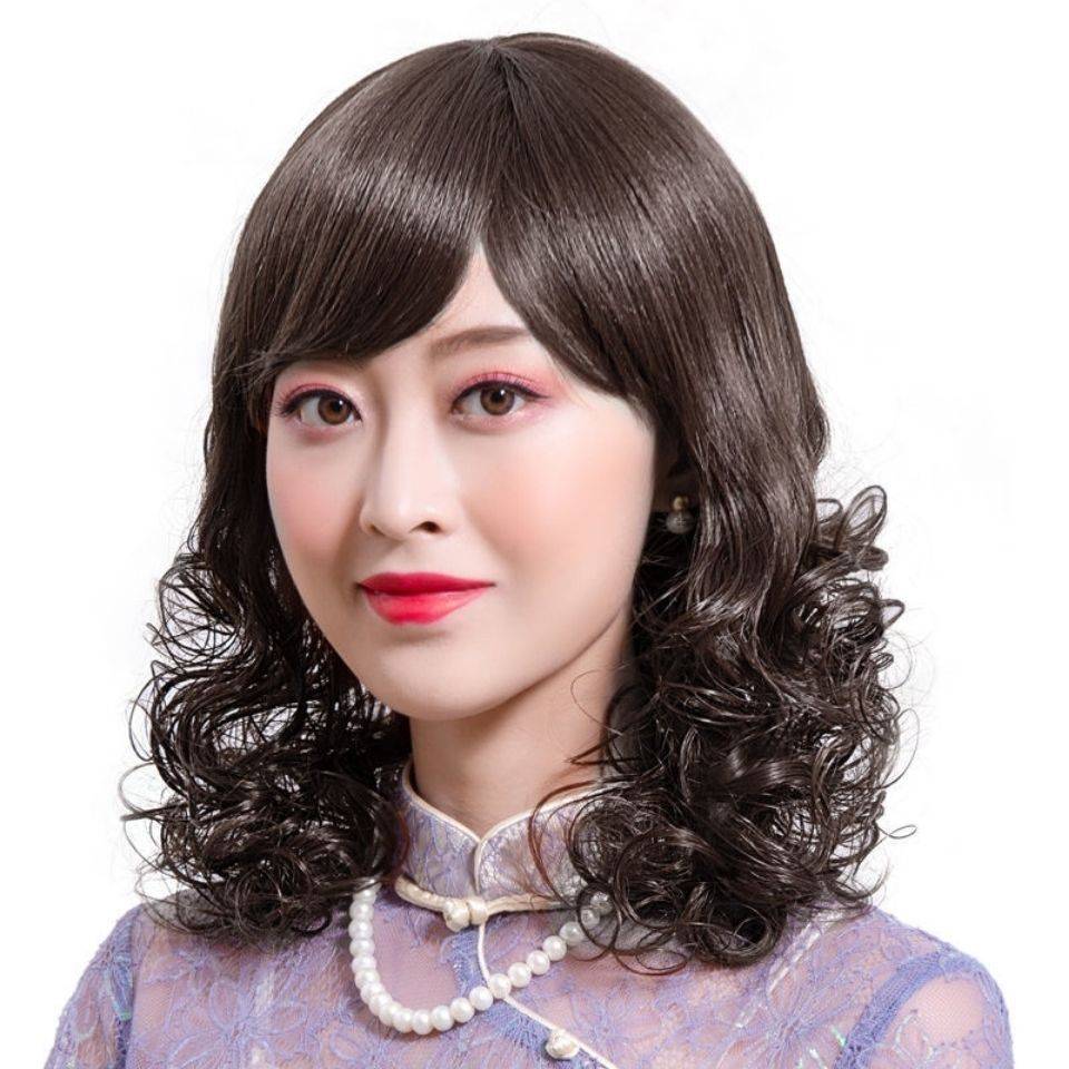 Wig Momsurdium Middle -aged Middle -aged Mother's Fashionable Temperament Qi Liu Hai Natural Fluffy Face Sleeping Full Crossing the Full Set