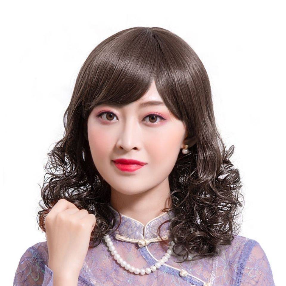 Wig Momsurdium Middle -aged Middle -aged Mother's Fashionable Temperament Qi Liu Hai Natural Fluffy Face Sleeping Full Crossing the Full Set