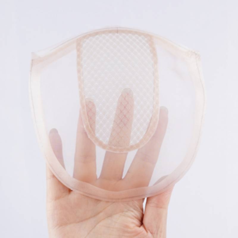 Delivery with a pseudo -hair film on the top of the hair, the real hair is invisible without trace covering the hair scarce with white hair and long hair
