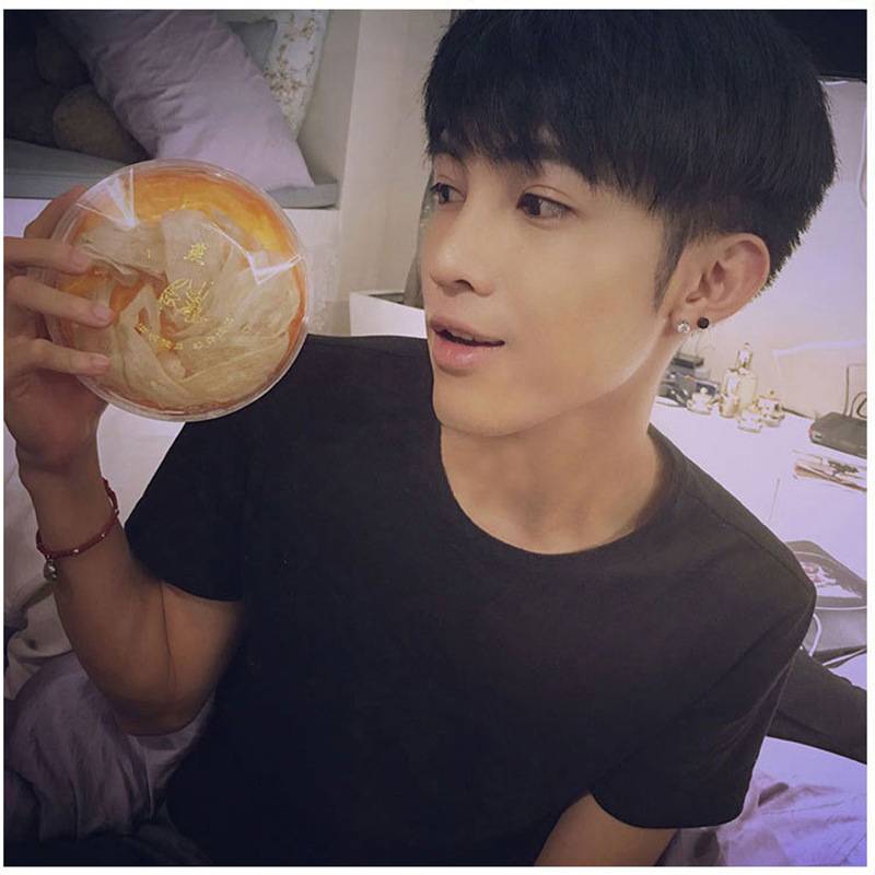 Wigs fashion men's wig Korean version short hair Student short straight hair fluffy, true true hair hair