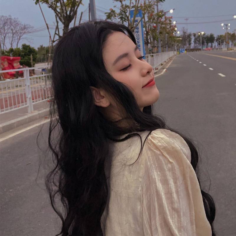 European Avady Fiber False Hair Girls Divided into Liu Hai Corn Perm and long curly hair Water ripples a cross -border export