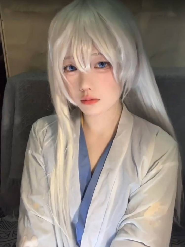 Ancient wind wigs female long hair COS white naphin fox fairy pure white long straight hair fluffy natural air bangs head set