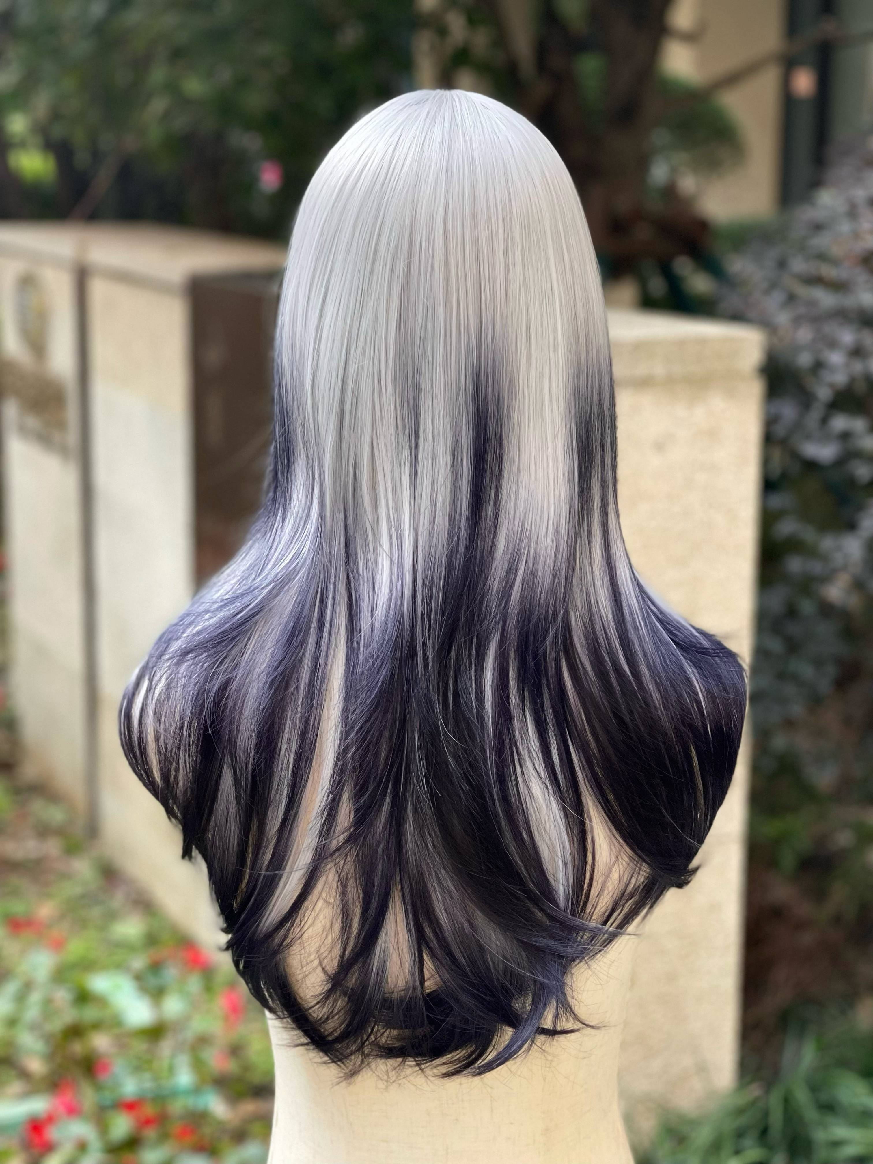 Savage picking cats and women silver black gradually becoming high -level high -temperature silk wig
