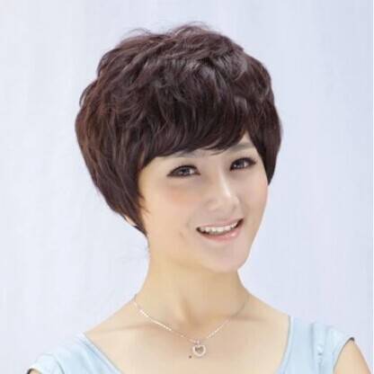 Wigs of wig short hair Middle -aged and elderly wig full -headed fashion temperament Mom short curly hairstyle simulation hair silk