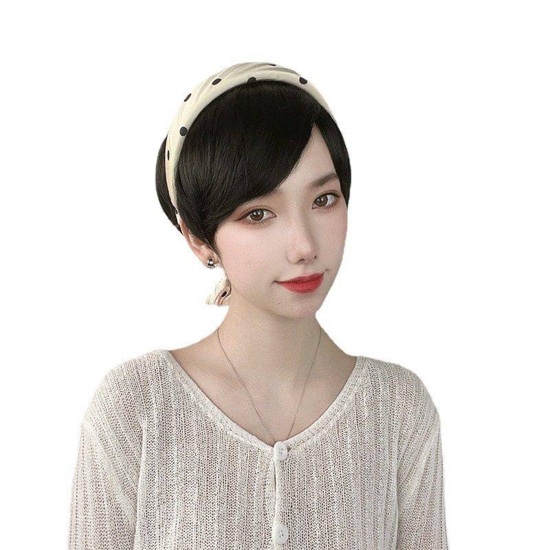 Japan and South Korea wig women's high -temperature silk short straight hair diagonal bangs mechanism buckle network full header fashion short discovery goods