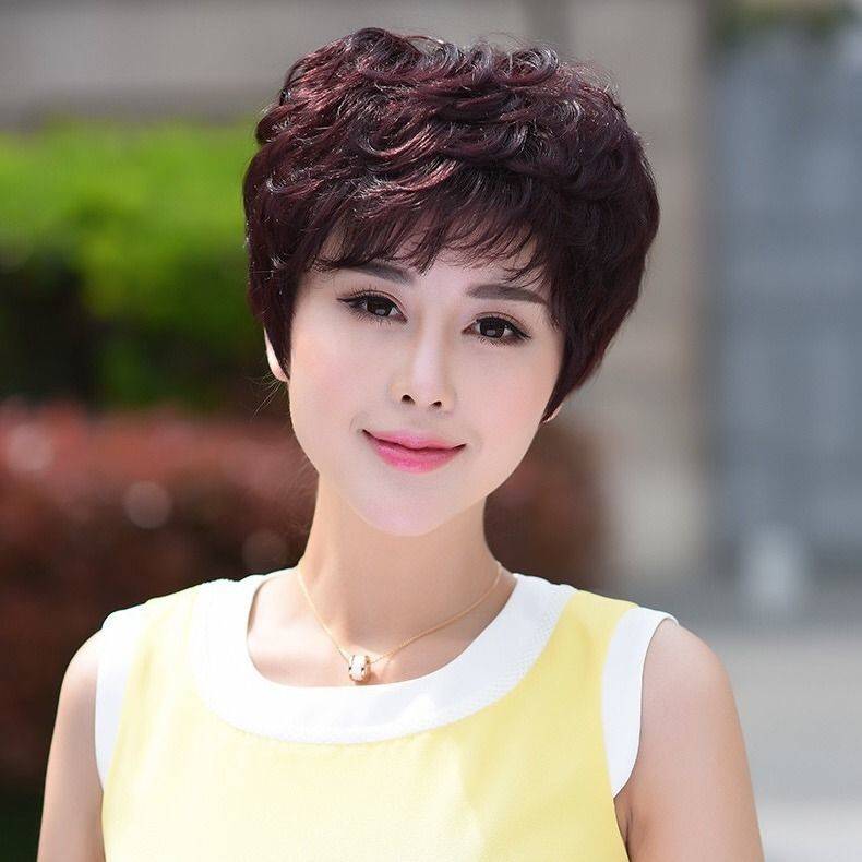 Wigs female short hair Middle -aged and elderly full heads naturally fluffy short curly hair net red temperament mother fashion hair new products