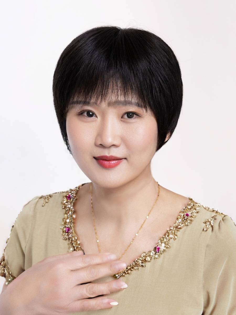 Middle -aged and elderly mother wig black short hair full head set chemotherapy head pseudo -sleeve jacket light natural true hair