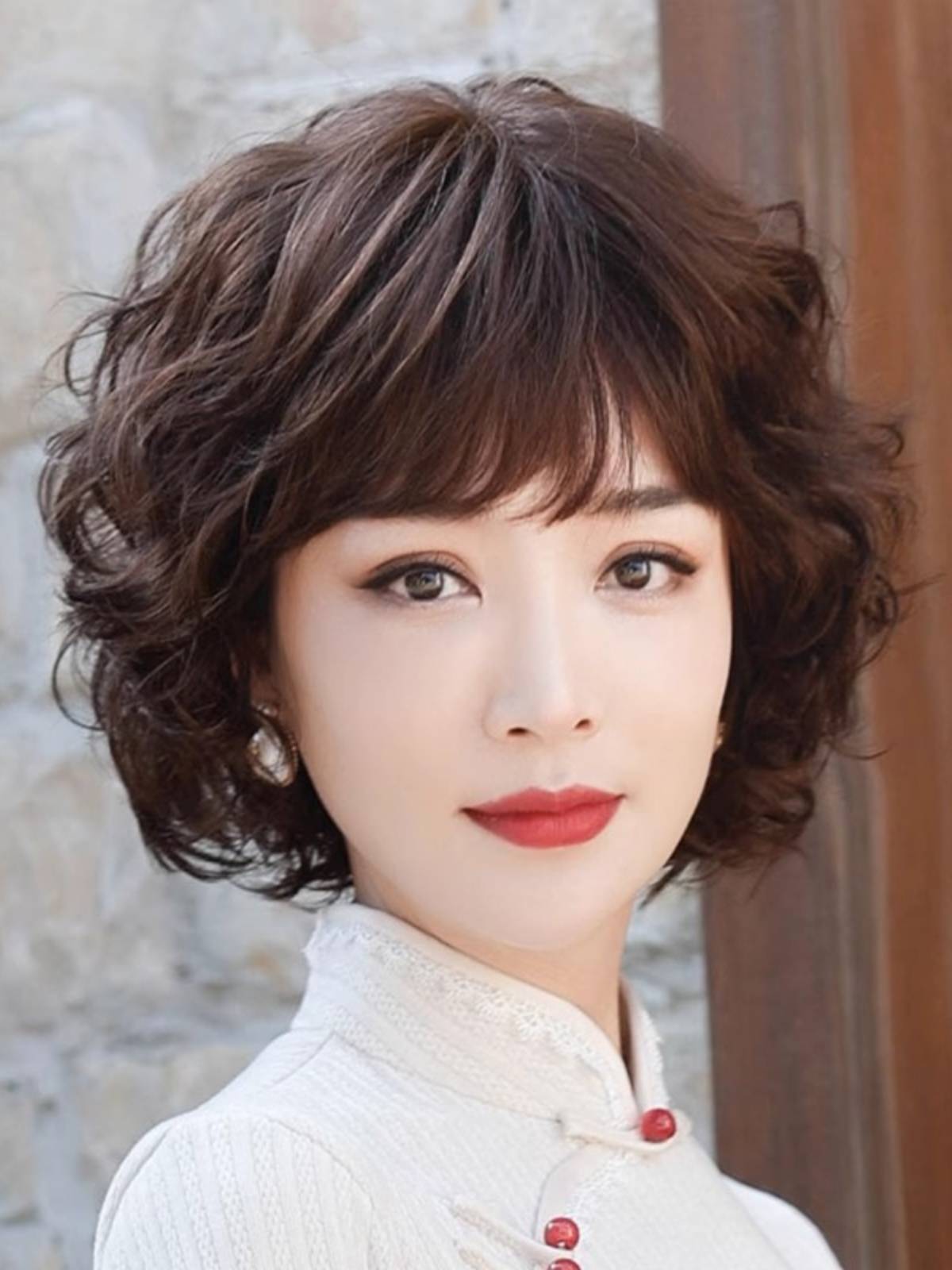 Wig Short Hair Female True Full Live Mom Mom Moms Middle -Elderly Short Roll Natural Scorching Pear Blossom Blossom