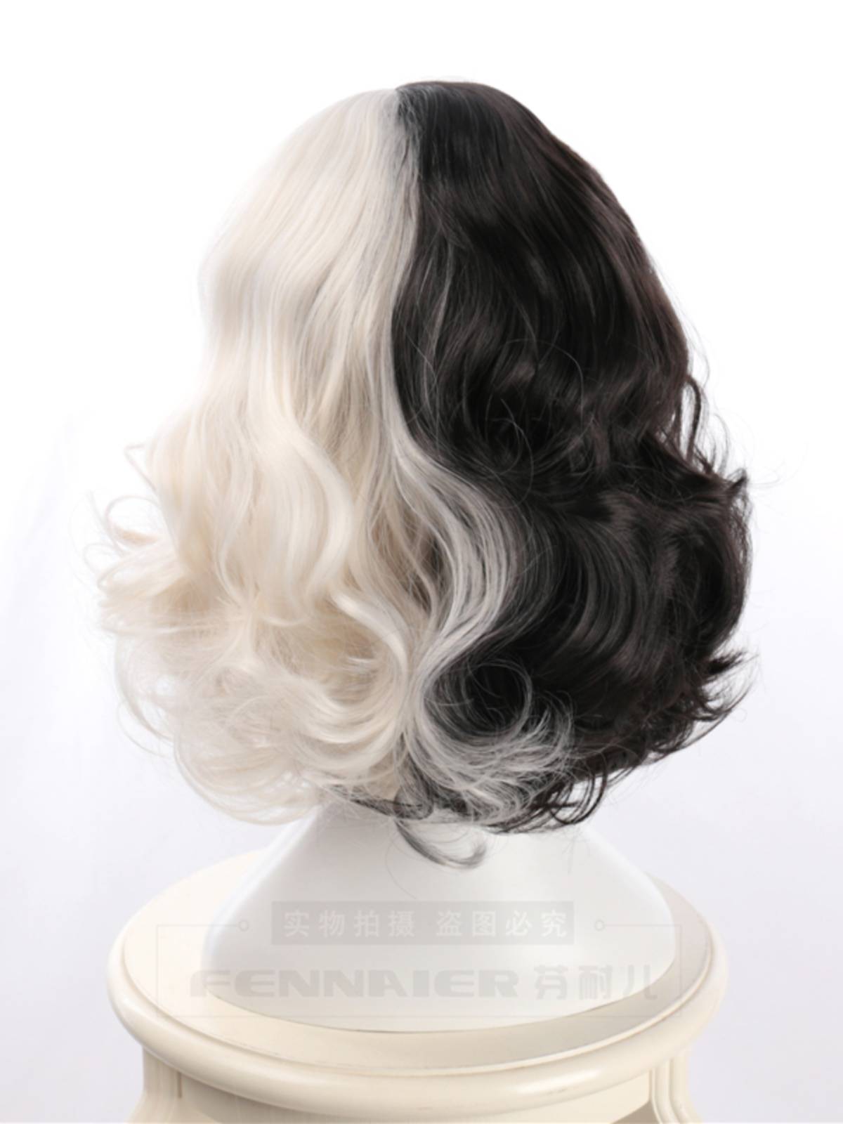 Fenneer Ms. Kuilla short hair European and American black and white double color matching high -temperature silk whole wig spot