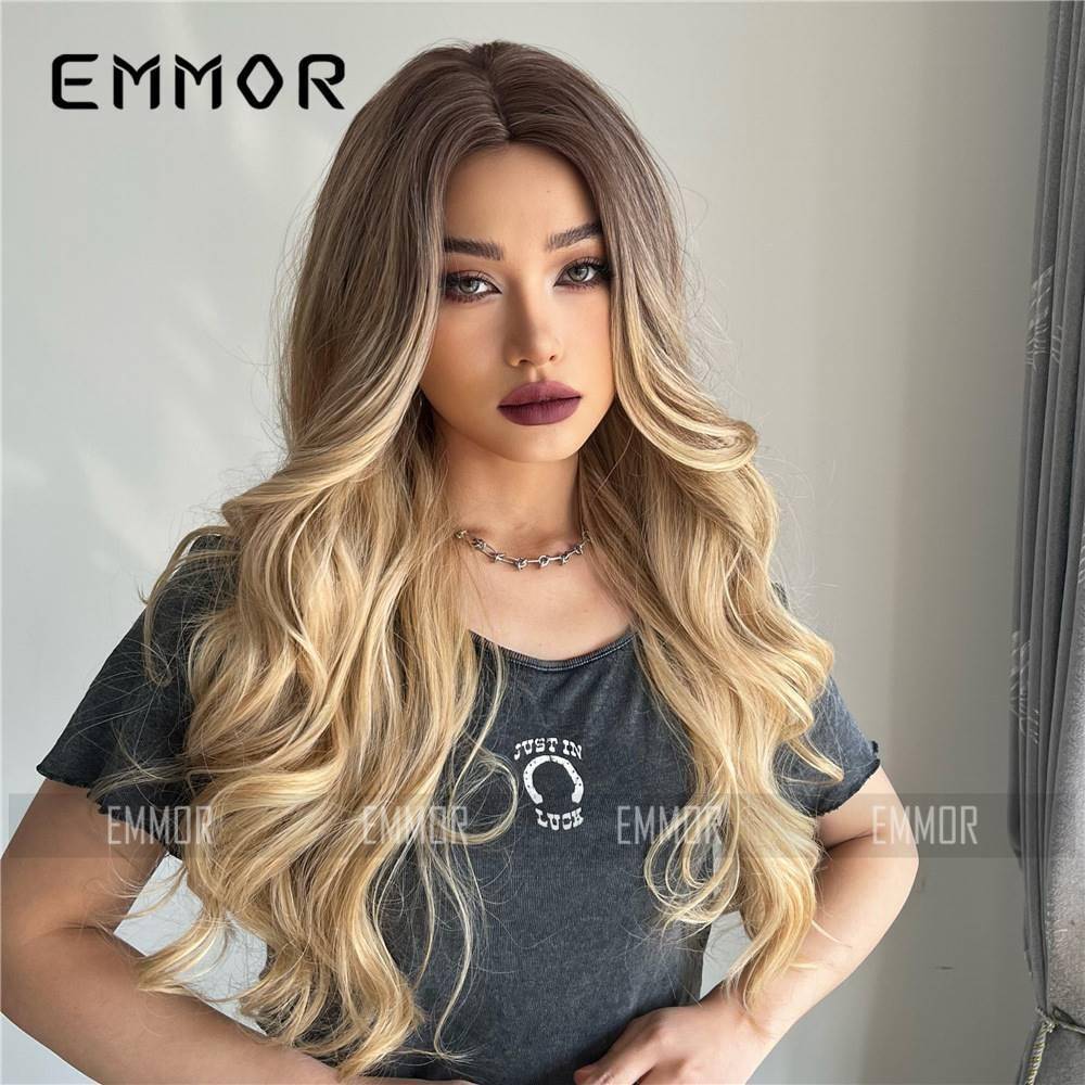 1688 Yiwu Lanan Wig Co., Ltd. is selling in Europe and the United States and China, large wavy long curly hair gradient