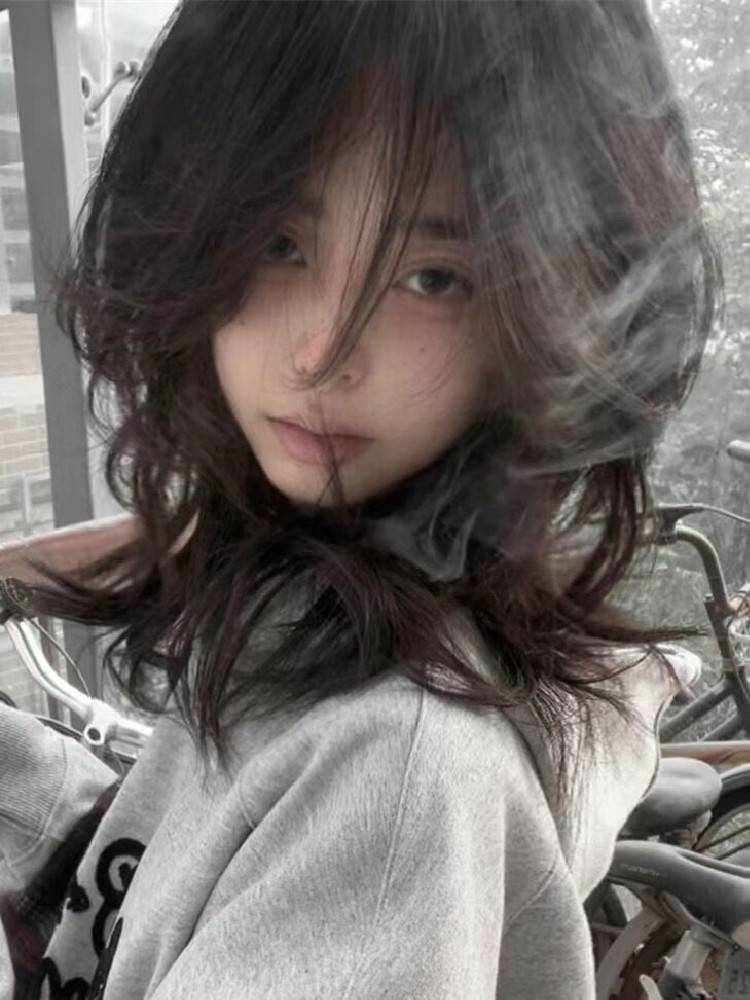 The catfish head wig Men's short hair fashion trend Japanese handsome wolf tail fluffy natural men and women universal full header