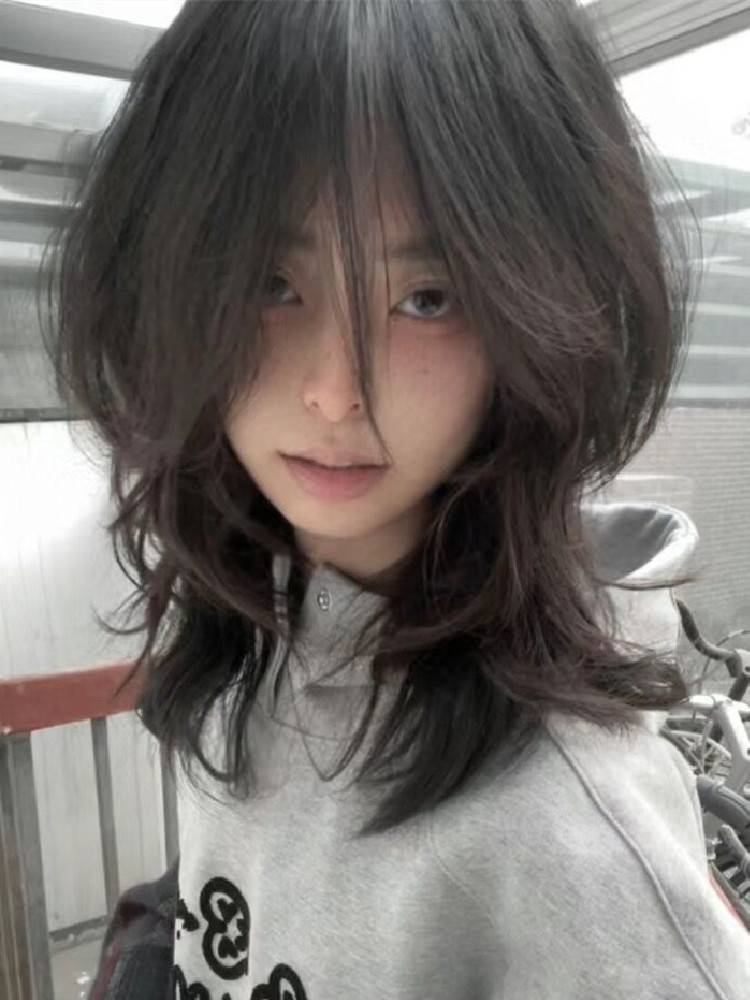 The catfish head wig Men's short hair fashion trend Japanese handsome wolf tail fluffy natural men and women universal full header