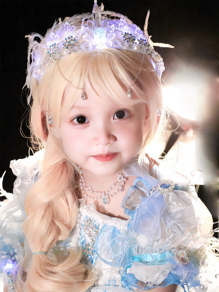 Children's fake hair girl long curly air bangs, Princess Aisha Sweet, cute light golden color whole wig
