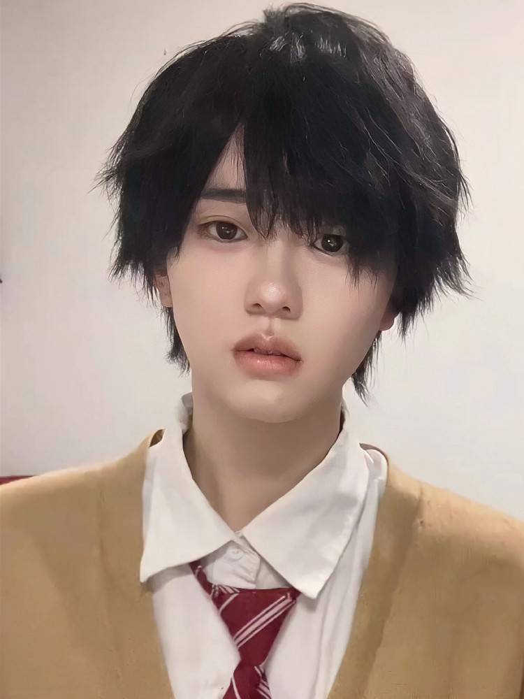 Wig Men's short hair Summer new fashion, natural daily fluffy simulation anime cos rice white gold full set