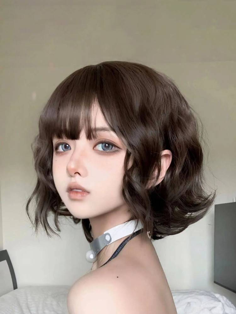 Wigs female short curly hair natural fluffy air bangs wool rolls shoulders simulation fashion Hong Kong wind retro full set