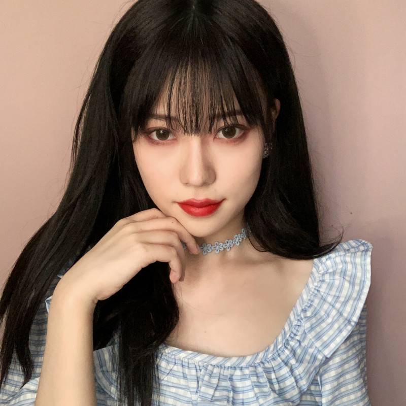 The new wig female Qi bangs black mid -long hair straight hair high -temperature silk mechanism head.