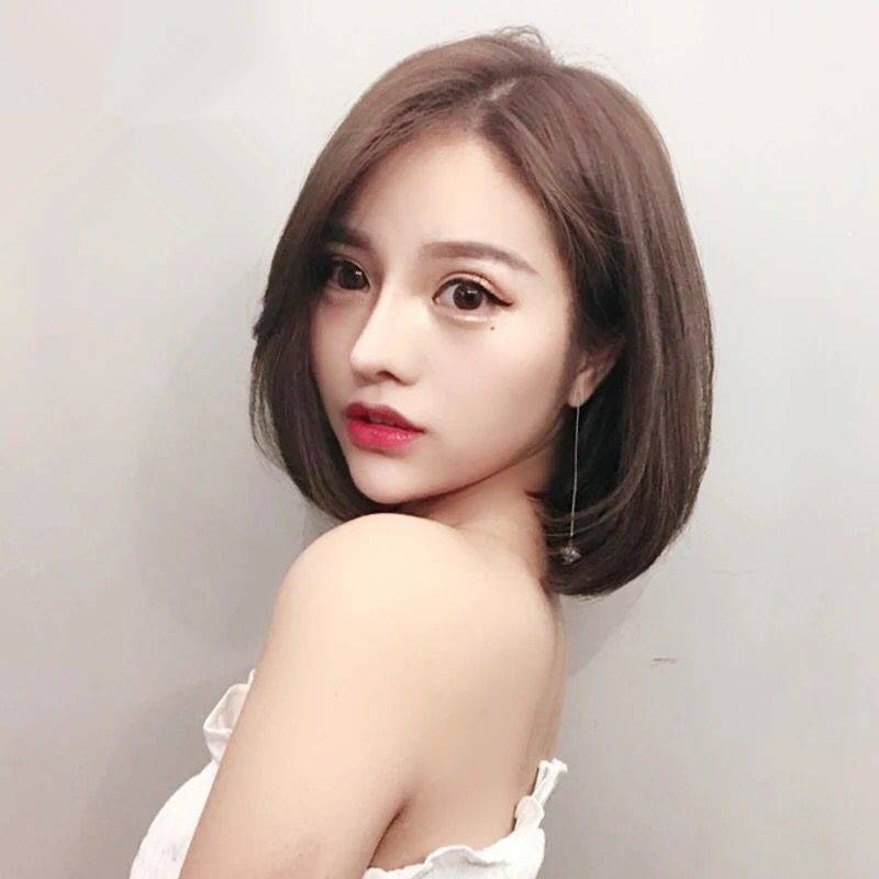 European and American wig Ms. Short hair short straight hair bobo head cosplay divided bangs fashion student headhers