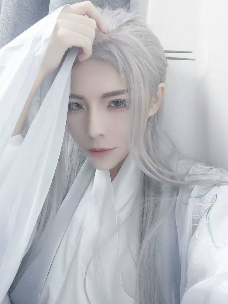 Wig female long hair is naturally realistic Hanfu costume daily men's white cos hairstyle ancient style full set