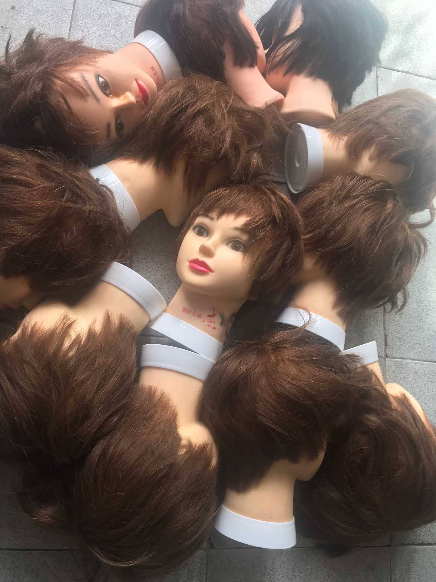 Second -hand mold, pure people hair, short hair, hot dyeing, practicing men's hair dedicated, remote areas are not