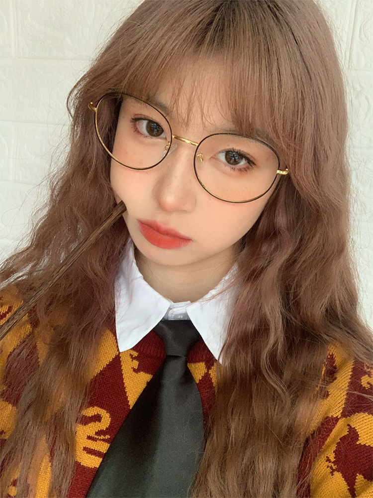 Hermione's same type of wool rolling wig naturally fluffy air bangs wig