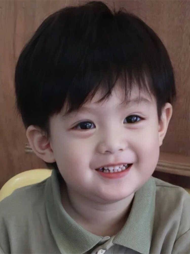 Children's Day Fake Male Babies Fashionable Short Hair Fluffy Nature Daily Photo Model Full Set