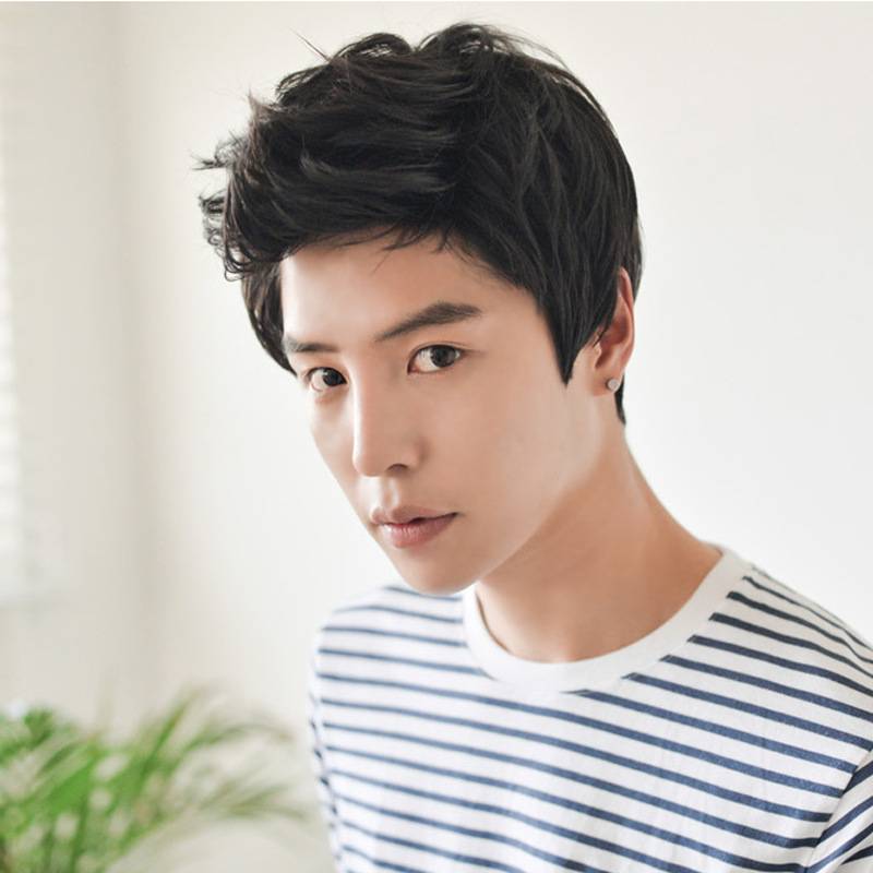 Manufacturer European and American men's wig handsome aircraft head texture wigs of high temperature silk spot
