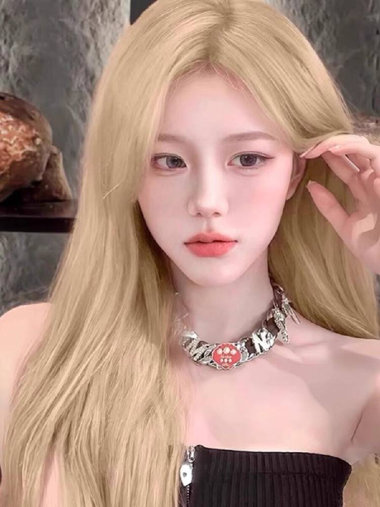 Wig female long hair is divided into eight -character bangs Rose, the same temperament net red Japanese light golden long straight hair full head