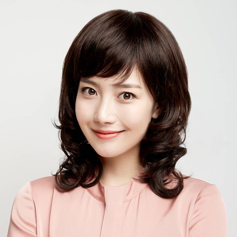 Wig female mothers medium and long curly hair in the middle and long hair, the elderly ladies wig naturally wavy shoulder shoulder, the whole head, short curly hair