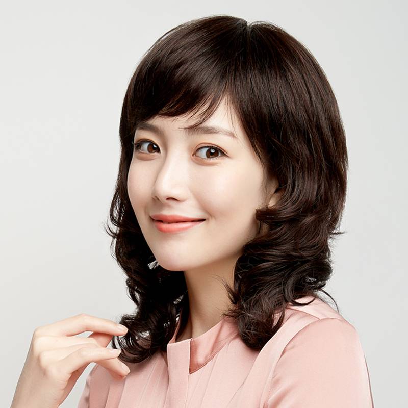 Wig female mothers medium and long curly hair in the middle and long hair, the elderly ladies wig naturally wavy shoulder shoulder, the whole head, short curly hair